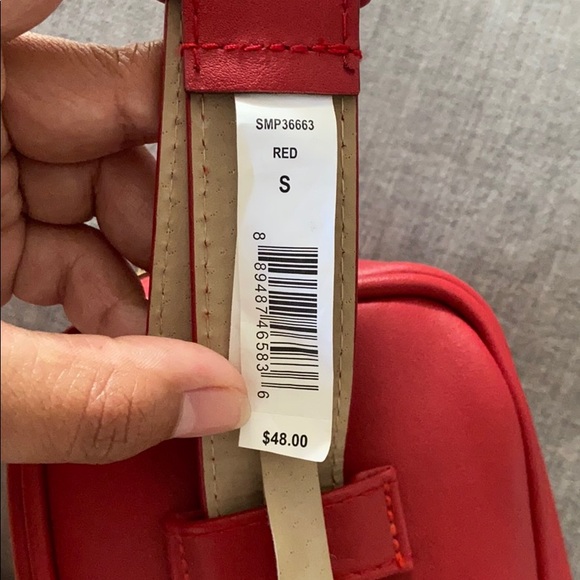 Steve Madden Fanny Pack - Picture 3 of 4